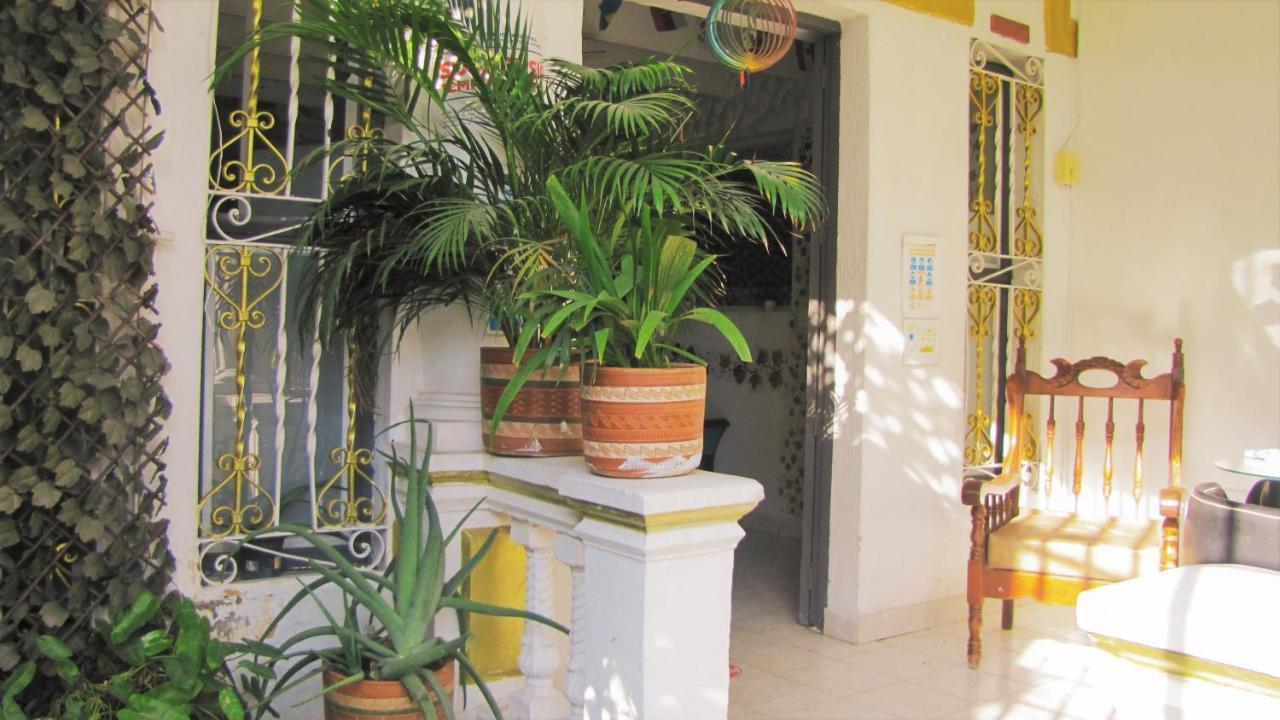 Casa Hostel Kaloha Santa Marta  Exteriör bild